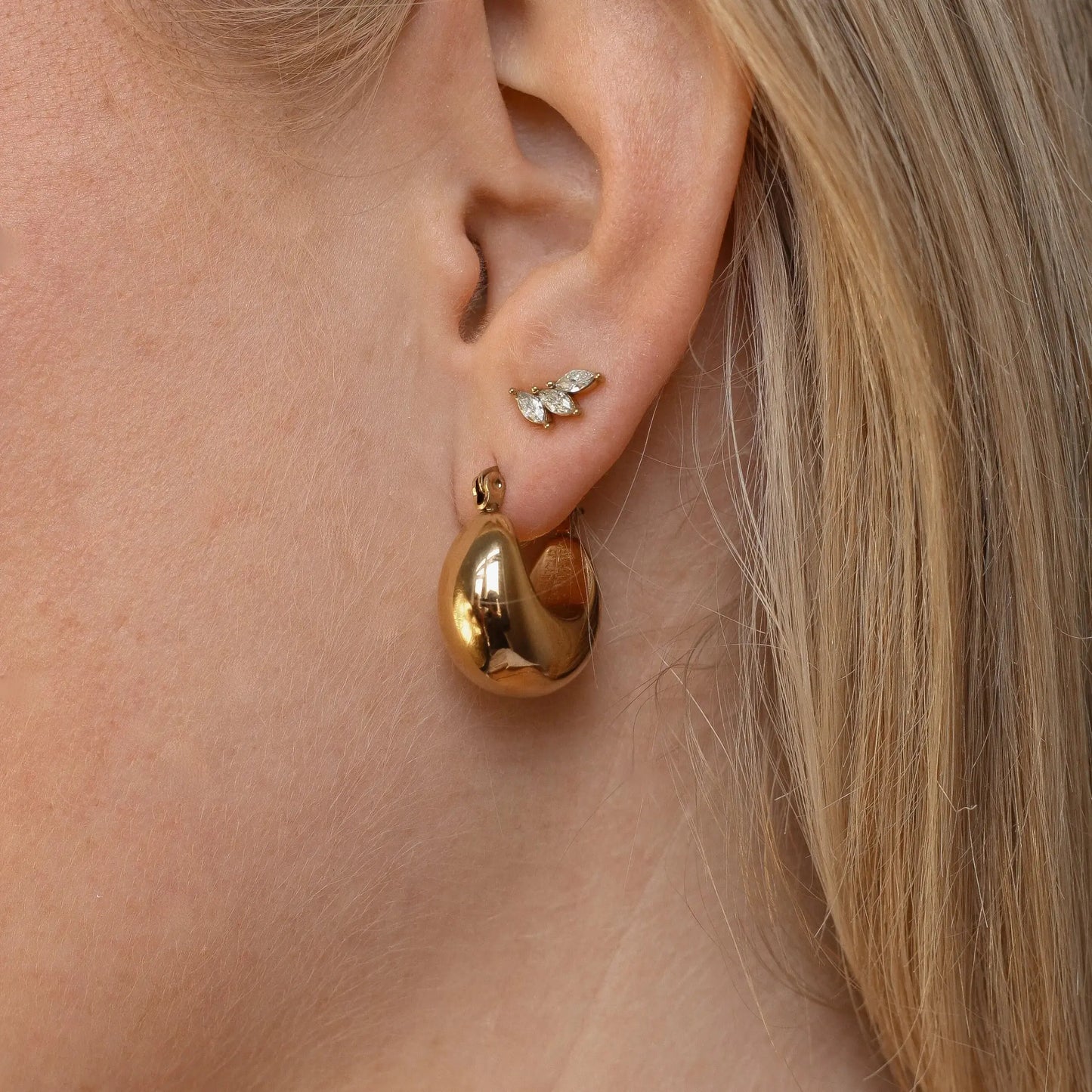 Feather earstuds Vibestella
