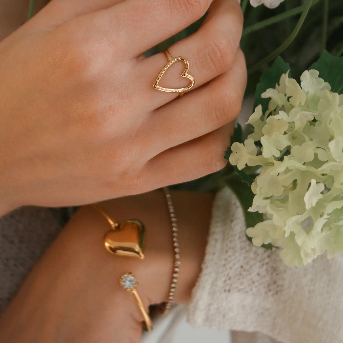 Open heart ring Vibestella
