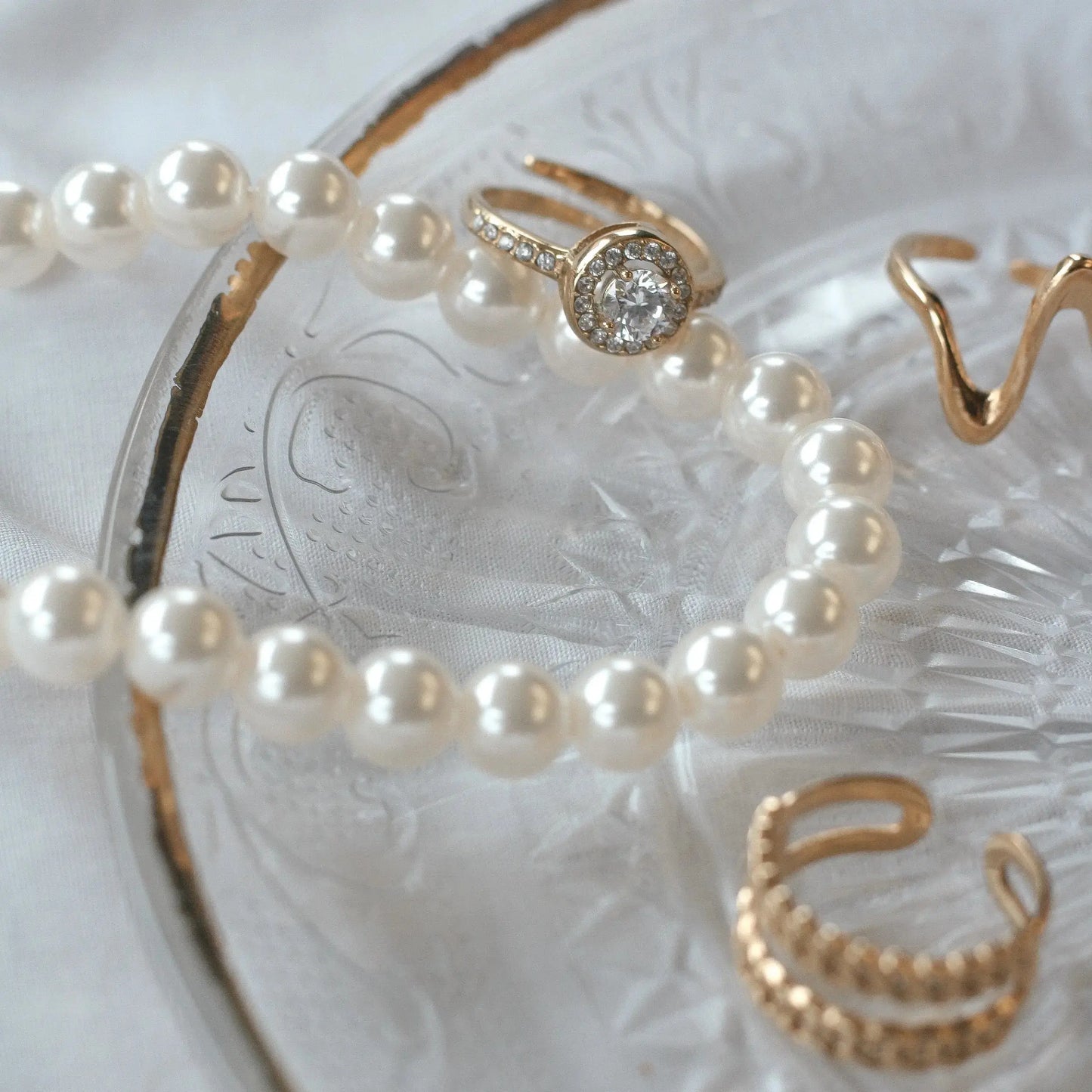 Round diamond ring Vibestella